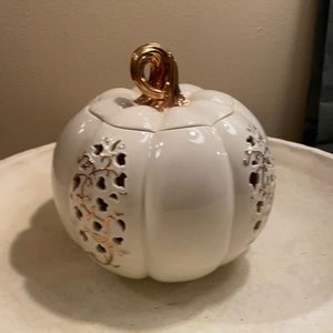 Lenox pumpkin